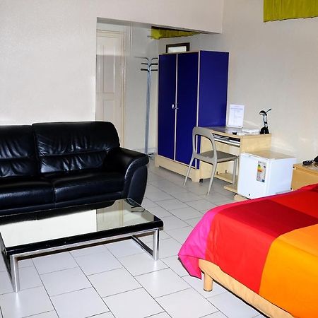 Hotel Saint Thomas Lomé Kültér fotó