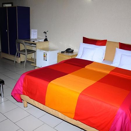 Hotel Saint Thomas Lomé Kültér fotó