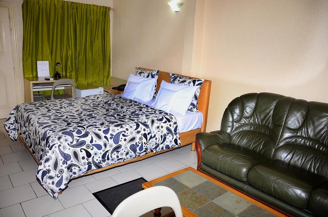 Hotel Saint Thomas Lomé Kültér fotó