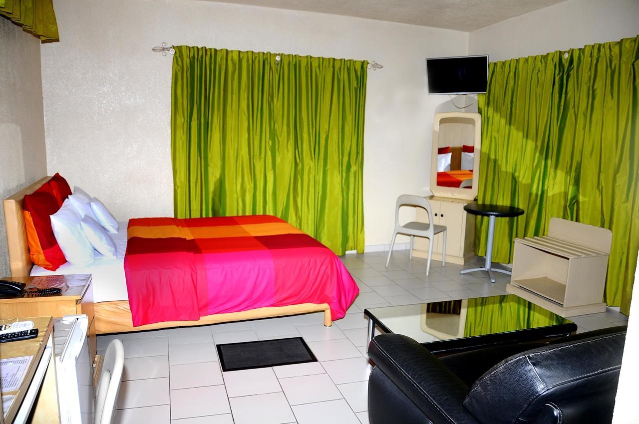Hotel Saint Thomas Lomé Kültér fotó