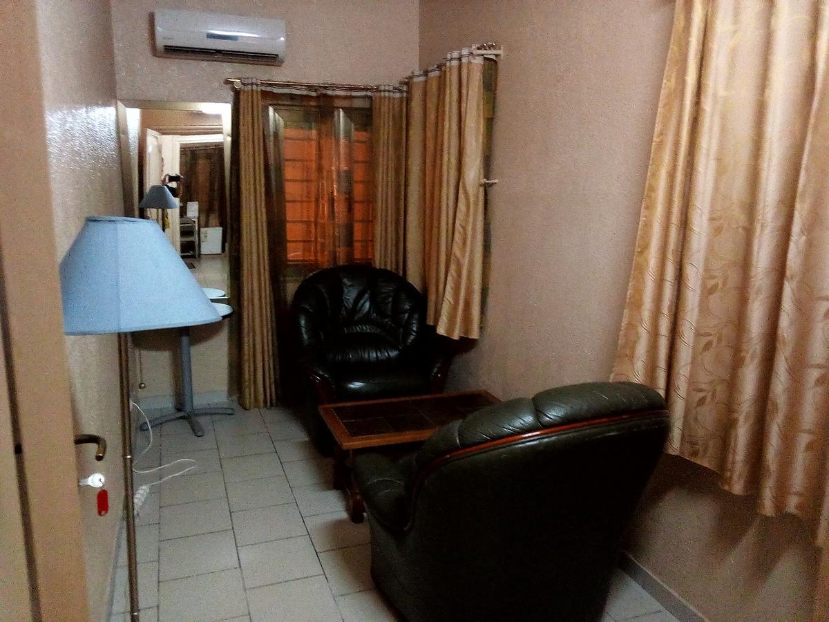 Hotel Saint Thomas Lomé Kültér fotó